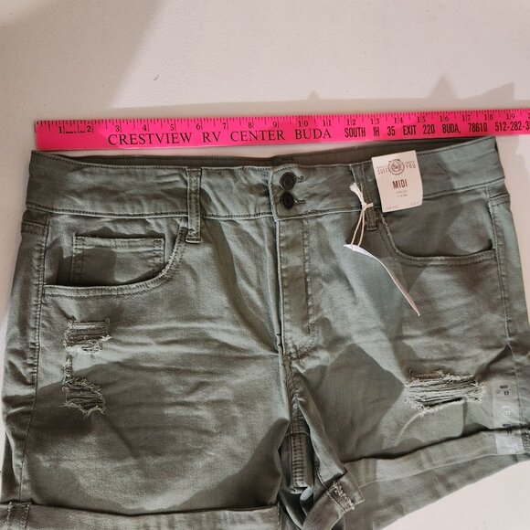 So Womens Olive Green Midi Low Rise Stretch Shorts Size 17 - Picture 12 of 16